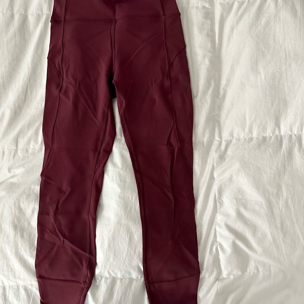 Lululemon Women’s Maroon Leggings